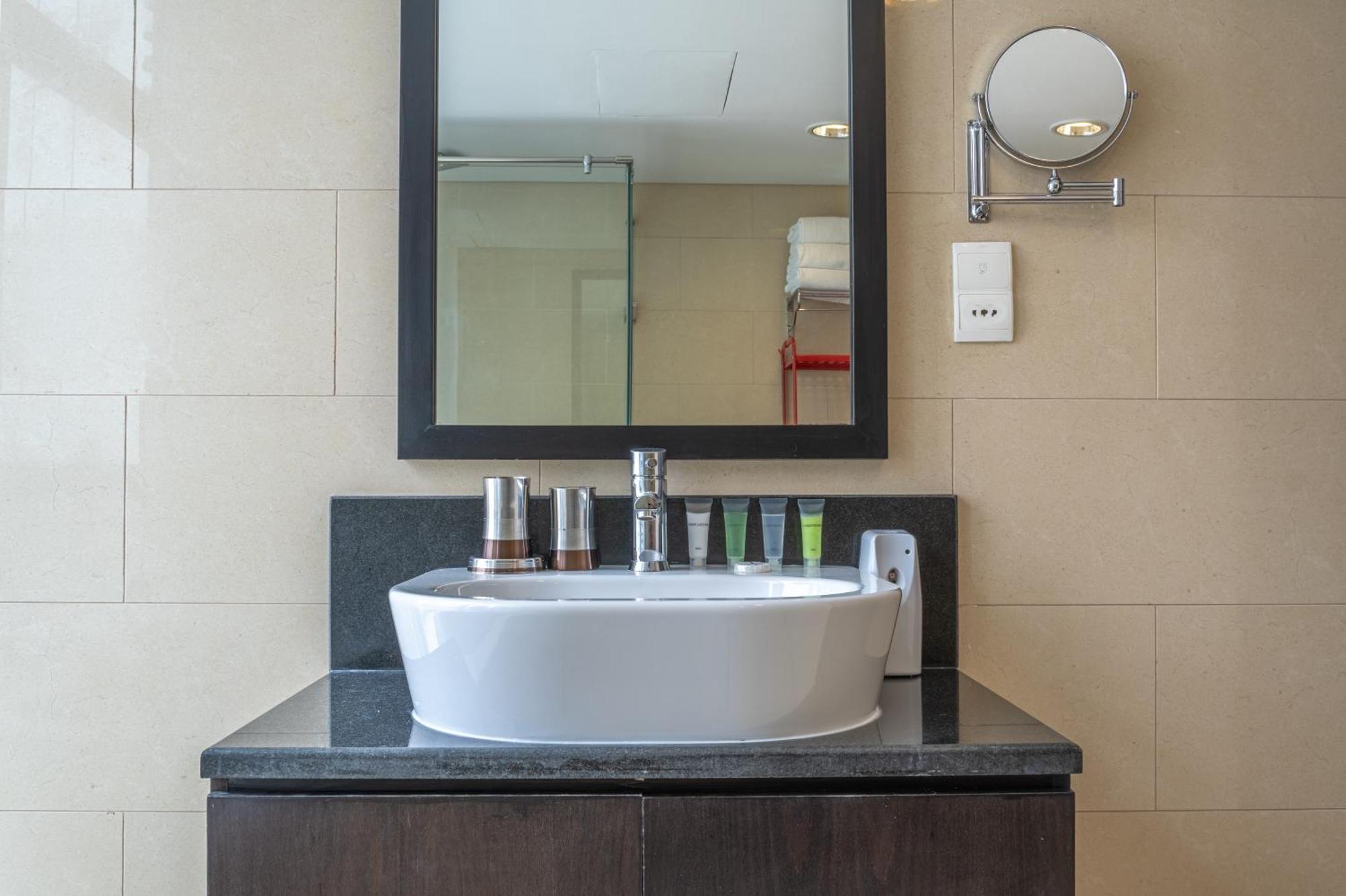 Paradise Of The Mind By Lagom Apartment Dubai