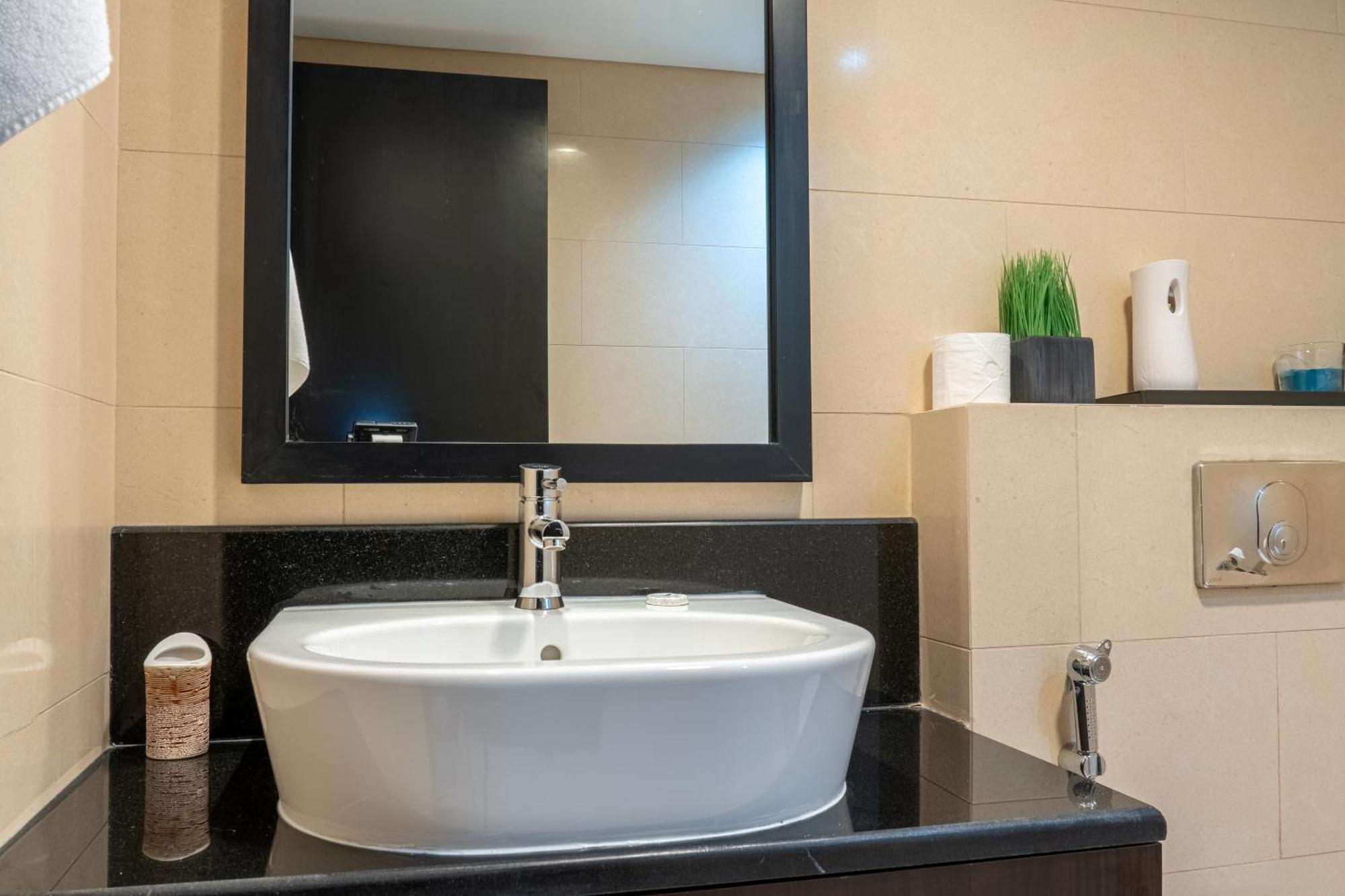 Paradise Of The Mind By Lagom Apartment Dubai